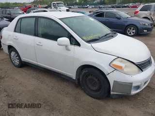 2007 Nissan Versa SL with VIN 3N1BC11E67L415792, listed as a IAAI auction lot 42257626 with Not provided miles and . Bid and sale history available at DreamBid. Image 1.