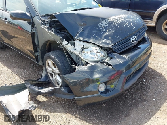 2006 Toyota Matrix STD z VIN 2T1KR32E26C600672, wystawiony jako IAAI lot #42278737 z przebiegiem 132 615 mil mil oraz . Historia ofert i sprzedaży dostępna na DreamBid. Obrazek 6.