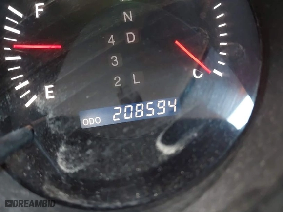 2006 Lexus ES 330 with VIN JTHBA30G965165348, listed as a IAAI auction lot 40218944 with 208,594 mi miles. Bid and sale history available at carsss.com. Image 7.