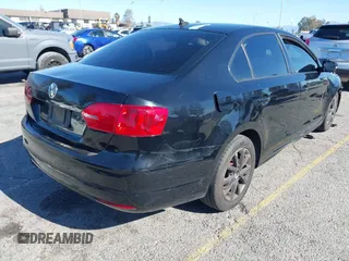 2012 Volkswagen Jetta SE with VIN 3VWDP7AJ9CM417967, listed as a IAAI auction lot 41385194 with 222,344 mi miles and . Bid and sale history available at DreamBid. Image 4.
