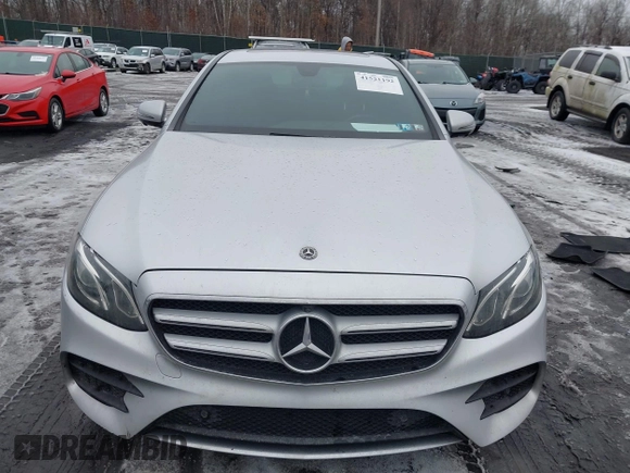 2020 Mercedes-Benz E 350 z VIN W1KZF8DB7LA818006, wystawiony jako IAAI lot #41521192 z przebiegiem 54 558 mil mil oraz . Historia ofert i sprzedaży dostępna na DreamBid. Obrazek 12.