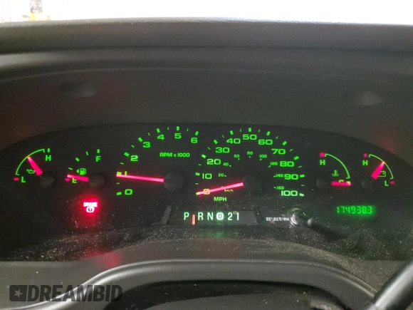 2004 Ford Econoline Cargo z VIN 1FTNE24LX4HA23218, wystawiony jako Copart lot #57945815 z przebiegiem 174 938 mil mil oraz Szkoda całkowita • Salvage title. Historia ofert i sprzedaży dostępna na DreamBid. Obrazek 9.