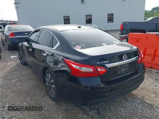 2016 Nissan Altima SR with VIN 1N4AL3AP5GC162973, listed as a IAAI auction lot 42110642 with 231,790 mi miles and . Bid and sale history available at DreamBid. Image 3.