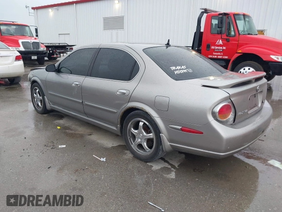 2002 Nissan Maxima GLE с VIN JN1DA31A32T308663, выставлен на аукционе IAAI как лот 42136460 с пробегом 235 632 миль миль и . История ставок и продаж доступна на DreamBid. Изображение 3.