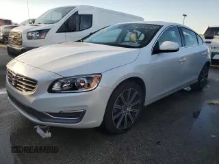2018 Volvo S60 Inscription with VIN LYV402HK3JB176984, listed as a Copart auction lot 74153164 with 0 mi miles and Salvage Title. Bid and sale history available at carsss.com. Image 1.