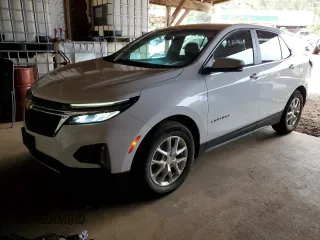 2023 Chevrolet Equinox LT with VIN 3GNAXKEG5PS205356, listed as a Copart auction lot 52462105 with 26,137 mi miles and Clean Title. Bid and sale history available at carsss.com. Image 1.