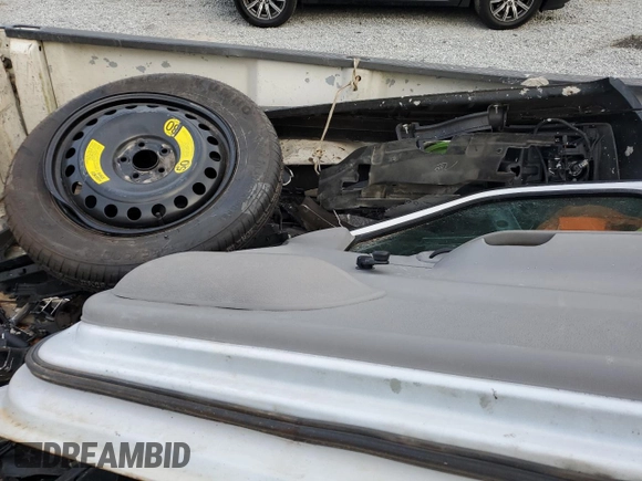 2000 Ford F-150 XL with VIN 2FTRF17L6YCA50613, listed as a Copart auction lot 83528344 with Not provided miles and Salvage title. Bid and sale history available at DreamBid. Image 11.