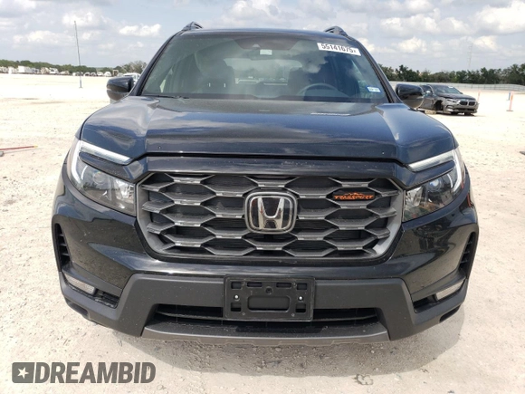 2025 Honda Passport TrailSport z VIN 5FNYF8H6XSB020043, wystawiony jako Copart lot #55141675 z przebiegiem 895 mil mil oraz Szkoda całkowita • Salvage title. Historia ofert i sprzedaży dostępna na DreamBid. Obrazek 5.