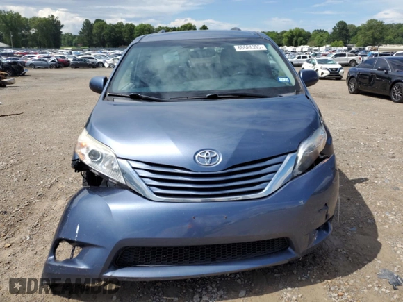 2017 Toyota Sienna LE Auto Access Seat with VIN 5TDKZ3DC5HS782583, listed as a Copart auction lot 60624395 with 171,311 mi miles and Salvage title. Bid and sale history available at DreamBid. Image 5.