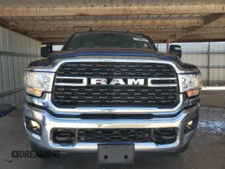 2024 Ram 2500 Big Horn with VIN 3C6UR5DJ1RG381039, listed as a Copart auction lot 52811425 with 14,912 mi miles and Clean Title. Bid and sale history available at carsss.com. Image 5.