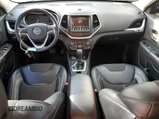 2015 Jeep Cherokee Trailhawk z VIN 1C4PJMBS5FW593975, wystawiony jako Copart lot #43347765 z przebiegiem Nie podano mil oraz Czysty tytuł • Clean title. Historia ofert i sprzedaży dostępna na DreamBid. Obrazek 8.
