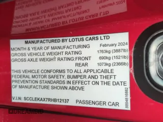 2024 Lotus Emira First Edition z VIN SCCLEKAX7RHB12137, wystawiony jako Copart lot #74508424 z przebiegiem Nie podano mil oraz Nie do naprawy. Historia ofert i sprzedaży dostępna na DreamBid. Obrazek 13.