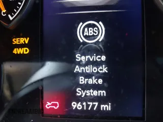 2018 Jeep Wrangler Unlimited Sport S с VIN 1C4HJXDG4JW150840, выставлен на аукционе IAAI как лот 41674204 с пробегом 96 177 миль миль и . История ставок и продаж доступна на DreamBid. Изображение 15.