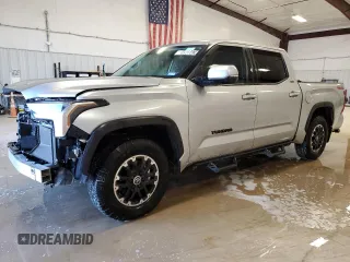 2024 Toyota Tundra 2WD SR5 with VIN 5TFLA5AB7RX035890, listed as a Copart auction lot 84908474 with 4,305 mi miles and Clean Title. Bid and sale history available at carsss.com. Image 1.