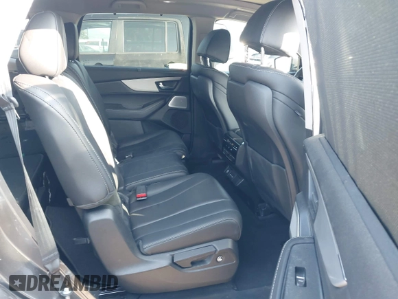 2025 Acura MDX Technology with VIN 5J8YD9H43SL000421, listed as a IAAI auction lot 41470306 with 17,143 mi miles and . Bid and sale history available at DreamBid. Image 8.
