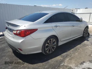 2014 Hyundai Sonata SE with VIN 5NPEC4AC5EH904529, listed as a Copart auction lot 51991785 with 148,988 mi miles and Clean Title. Bid and sale history available at DreamBid. Image 3.