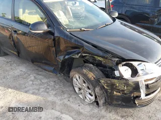 2010 Volkswagen Jetta SEL with VIN 3VWRX7AJ7AM135989, listed as a IAAI auction lot 42436903 with 188,975 mi miles and . Bid and sale history available at DreamBid. Image 6.