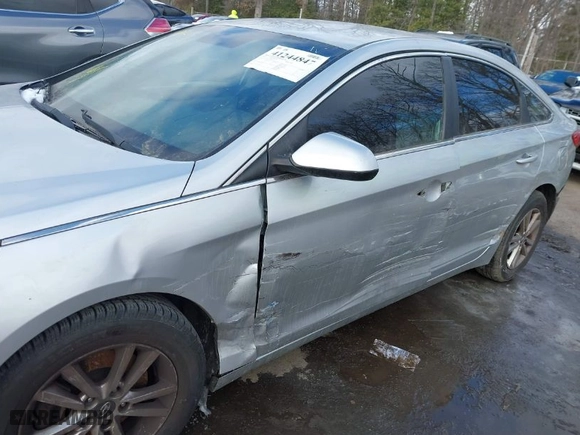 2017 Hyundai Sonata SE with VIN 5NPE24AF1HH566046, listed as a IAAI auction lot 41244847 with 1 mi miles. Bid and sale history available at carsss.com. Image 6.