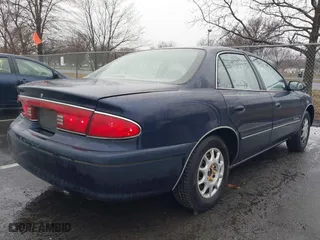 2000 Buick Century Custom with VIN 2G4WS52J1Y1133790, listed as a IAAI auction lot 41813083 with 1 mi miles. Bid and sale history available at carsss.com. Image 4.