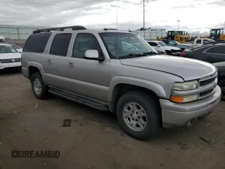 2005 Chevrolet Suburban LS with VIN 3GNFK16Z25G162903, listed as a Copart auction lot 82520714 with 304,013 mi miles and Clean Title. Bid and sale history available at carsss.com. Image 4.