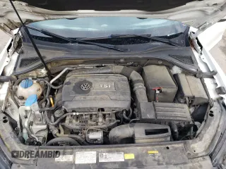 2017 Volkswagen Passat S z VIN 1VWAT7A33HC033174, wystawiony jako Copart lot #57341605 z przebiegiem 197 560 mil mil oraz Szkoda całkowita • Salvage title. Historia ofert i sprzedaży dostępna na DreamBid. Obrazek 12.