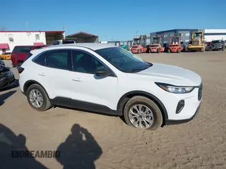 2024 Ford Escape Active с VIN 1FMCU0GN2RUB14750, выставлен на аукционе IAAI как лот 41810289 с пробегом 1 096 миль миль и . История ставок и продаж доступна на DreamBid. Изображение 13.