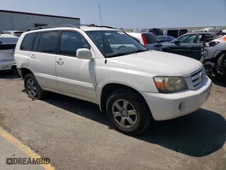 2004 Toyota Highlander with VIN JTEEP21A640048835, listed as a Copart auction lot 64839714 with 205,353 mi miles and Salvage Title. Bid and sale history available at carsss.com. Image 4.
