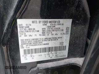 2016 Ford F-250 Lariat с VIN 1FT7W2B63GEC06064, выставлен на аукционе IAAI как лот 42296781 с пробегом 140 247 миль миль и . История ставок и продаж доступна на DreamBid. Изображение 9.