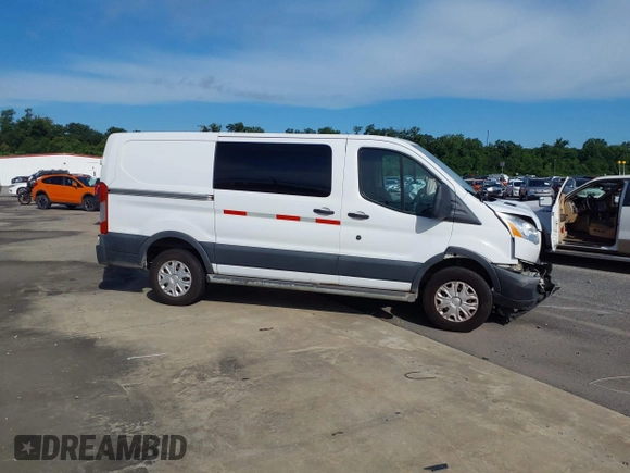 2018 Ford Transit с VIN 1FTYR1YM0JKA92299, выставлен на аукционе IAAI как лот 42585313 с пробегом 156 791 миль миль и . История ставок и продаж доступна на DreamBid. Изображение 14.