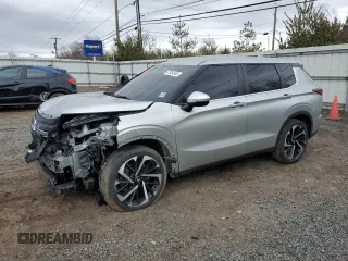 2022 Mitsubishi Outlander ES with VIN JA4J4TA89NZ027936, listed as a Copart auction lot 47934545 with 37,217 mi miles and Salvage Title. Bid and sale history available at carsss.com. Image 1.