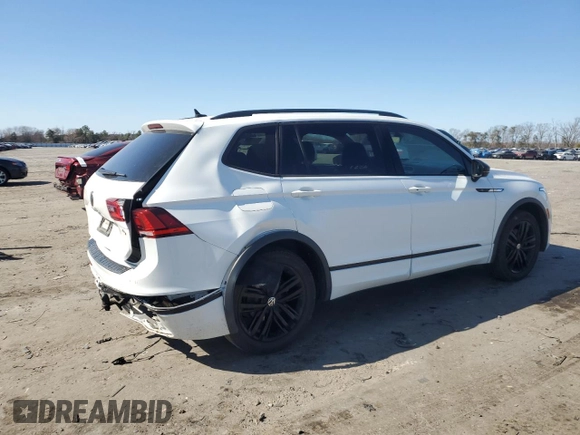 2022 Volkswagen Tiguan SE R-Line Black z VIN 3VV8B7AX5NM094495, wystawiony jako Copart lot #48711895 z przebiegiem 42 336 mil mil oraz Szkoda całkowita • Salvage title. Historia ofert i sprzedaży dostępna na DreamBid. Obrazek 3.