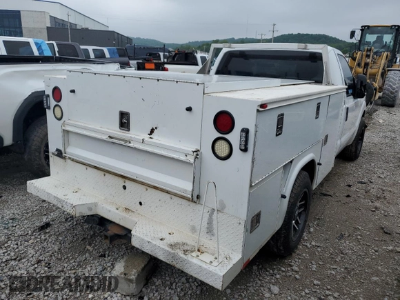 2015 Ford F-350 XL с VIN 1FTBF3A65FEA63831, выставлен на аукционе Copart как лот 58164065 с пробегом 230 557 миль миль и Списание • Salvage title. История ставок и продаж доступна на DreamBid. Изображение 3.