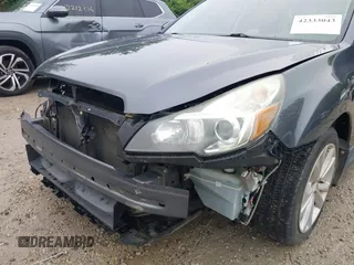 2014 Subaru Legacy Premium с VIN 4S3BMCC66E3007684, выставлен на аукционе IAAI как лот 42333043 с пробегом 141 589 миль миль и . История ставок и продаж доступна на DreamBid. Изображение 6.