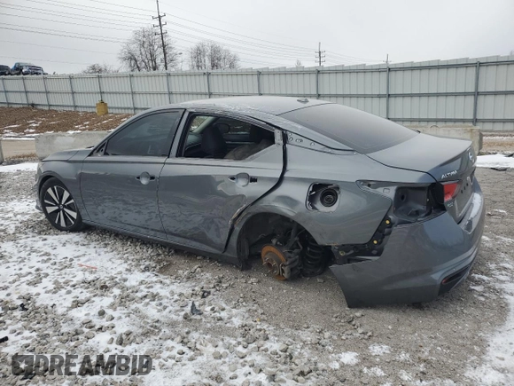2020 Nissan Altima 2.5 SL with VIN 1N4BL4EV9LC134137, listed as a Copart auction lot 44724675 with 126,512 mi miles and Salvage Title. Bid and sale history available at carsss.com. Image 2.