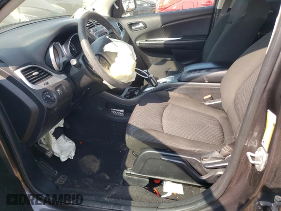 2019 Dodge Journey SE with VIN 3C4PDCBG0KT784247, listed as a Copart auction lot 70984424 with 106,073 mi miles and Salvage Title. Bid and sale history available at DreamBid. Image 7.