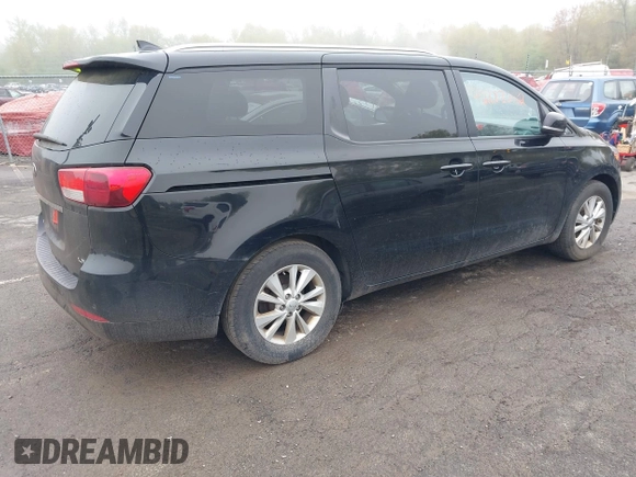 2016 Kia Sedona LX with VIN KNDMB5C1XG6171343, listed as a IAAI auction lot 42183042 with 87,740 mi miles. Bid and sale history available at carsss.com. Image 4.