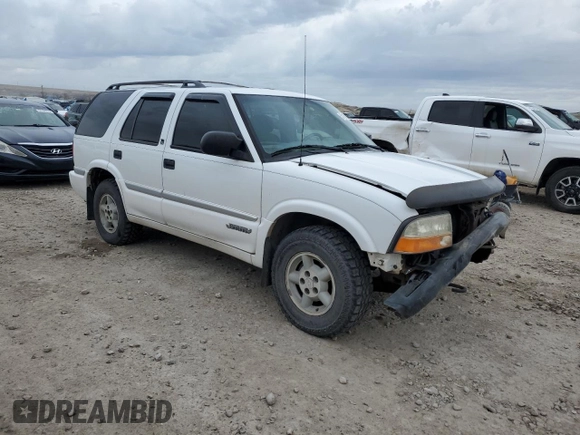 2000 GMC Jimmy Diamond Edition Luxury with VIN 1GKDT13W4Y2277222, listed as a Copart auction lot 51162135 with 158,699 mi miles and Salvage Title. Bid and sale history available at carsss.com. Image 4.