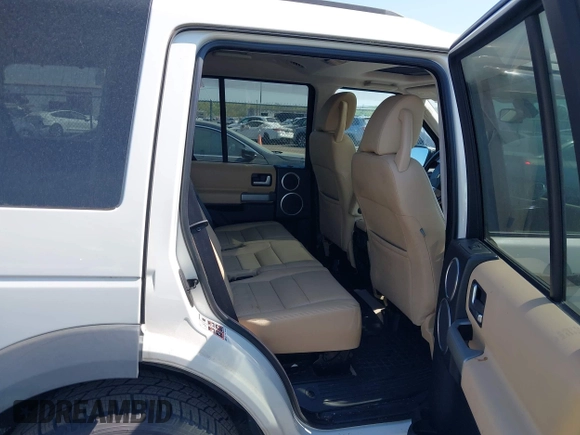 2008 Land Rover LR3 SE with VIN SALAE25498A449219, listed as a IAAI auction lot 42109126 with 105,326 mi miles and . Bid and sale history available at DreamBid. Image 8.