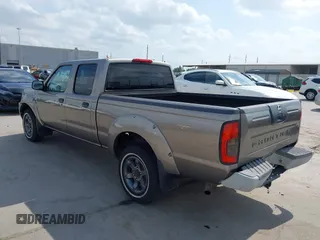 2004 Nissan Frontier XE z VIN 1N6ED29X04C467975, wystawiony jako IAAI lot #42168457 z przebiegiem 171 354 mil mil oraz . Historia ofert i sprzedaży dostępna na DreamBid. Obrazek 3.