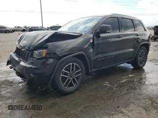 2019 Jeep Grand Cherokee Trailhawk z VIN 1C4RJFLG8KC642046, wystawiony jako Copart lot #63118925 z przebiegiem 99 558 mil mil oraz Szkoda całkowita • Salvage title. Historia ofert i sprzedaży dostępna na DreamBid. Obrazek 1.