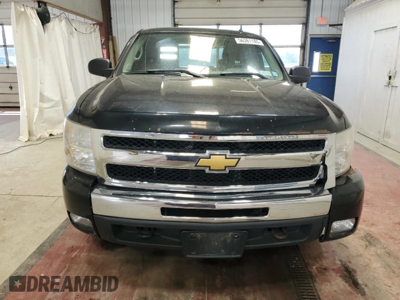 2011 Chevrolet Silverado 1500 LT with VIN 1GCRKSE36BZ186500, listed as a Copart auction lot 56381185 with 248,175 mi miles and Clean Title. Bid and sale history available at DreamBid. Image 5.