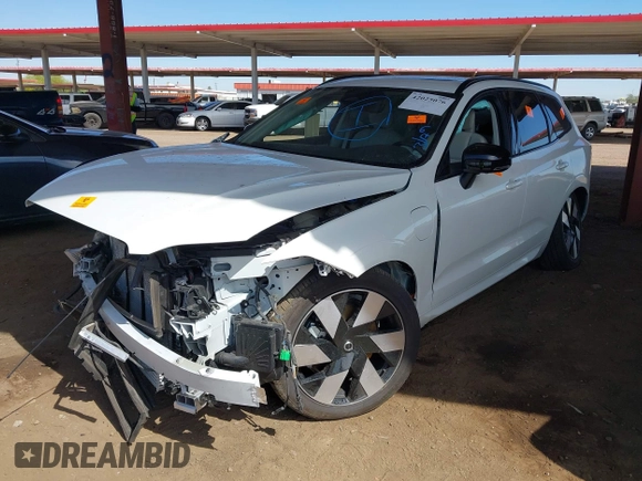 2024 Volvo XC60 Plus Dark Theme с VIN YV4H60DL9R1915780, выставлен на аукционе IAAI как лот 42025076 с пробегом Не указан миль и . История ставок и продаж доступна на DreamBid. Изображение 16.