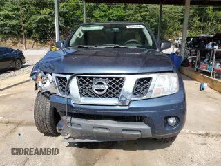 2017 Nissan Frontier SV with VIN 1N6AD0CW3HN752456, listed as a Copart auction lot 63473405 with 107,713 mi miles and Salvage title. Bid and sale history available at DreamBid. Image 5.