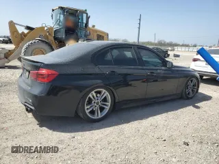 2017 BMW 3 Series 320i z VIN WBA8E1G34HNU17028, wystawiony jako Copart lot #48435285 z przebiegiem 87 677 mil mil oraz Czysty tytuł • Clean title. Historia ofert i sprzedaży dostępna na DreamBid. Obrazek 3.