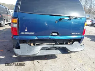 2005 Chevrolet Tahoe LT z VIN 1GNEC13T25R131448, wystawiony jako IAAI lot #41748373 z przebiegiem 270 659 mil mil oraz . Historia ofert i sprzedaży dostępna na DreamBid. Obrazek 6.
