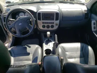 2006 Ford Escape Limited with VIN 1FMCU94196KC25387, listed as a Copart auction lot 56241595 with 136,187 mi miles and Clean title. Bid and sale history available at DreamBid. Image 8.