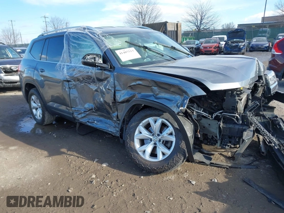 2018 Volkswagen Atlas SE with VIN 1V2LR2CA8JC557594, listed as a IAAI auction lot 41407513 with Not provided miles and . Bid and sale history available at DreamBid. Image 1.