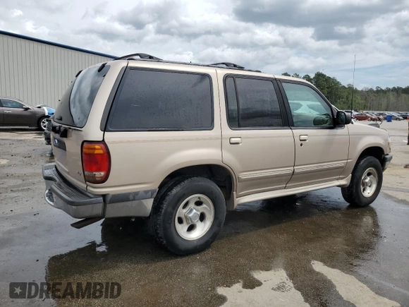 1998 Ford Explorer XL с VIN 1FMZU34E8WUD28654, выставлен на аукционе Copart как лот 50938175 с пробегом 315 748 миль миль и Списание • Salvage title. История ставок и продаж доступна на DreamBid. Изображение 3.