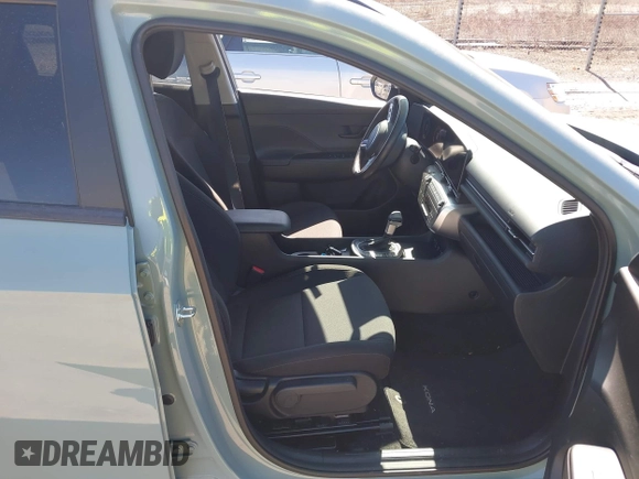 2024 Hyundai Kona SEL with VIN KM8HBCAB2RU118129, listed as a IAAI auction lot 41751534 with 7,468 mi miles. Bid and sale history available at carsss.com. Image 5.
