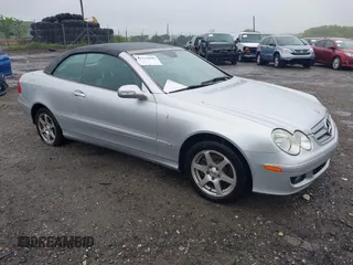 2006 Mercedes-Benz CLK 350 z VIN WDBTK56G96T070630, wystawiony jako IAAI lot #42333646 z przebiegiem 117 576 mil mil oraz . Historia ofert i sprzedaży dostępna na DreamBid. Obrazek 1.